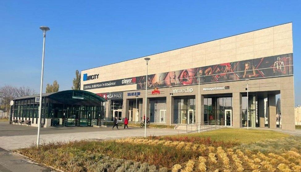 AFI City Commercial Center